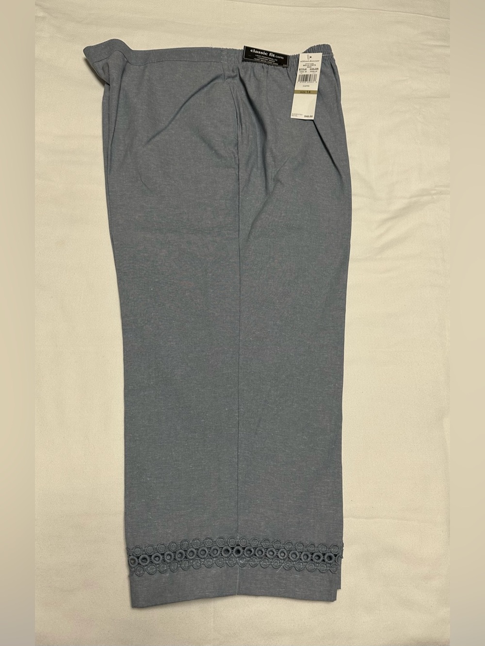 Alfred Dunner Blue-Gray Women’s Pull-On Capri Pants with Eyelet Hem